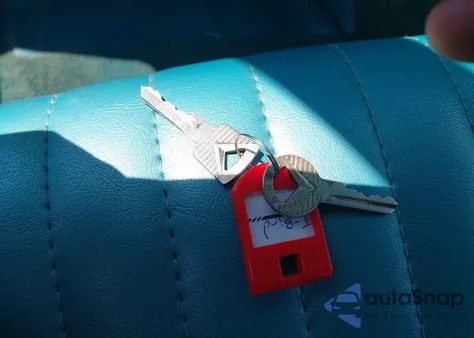 1962 Ford Thunderbird from USA, damaged, VIN 0000002Y85Z168701